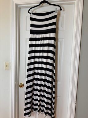 Red Haute Black and White Striped Strapless Maxi Dress